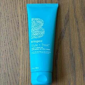 NWT Briogeo Style + Treat Air Dry Cream